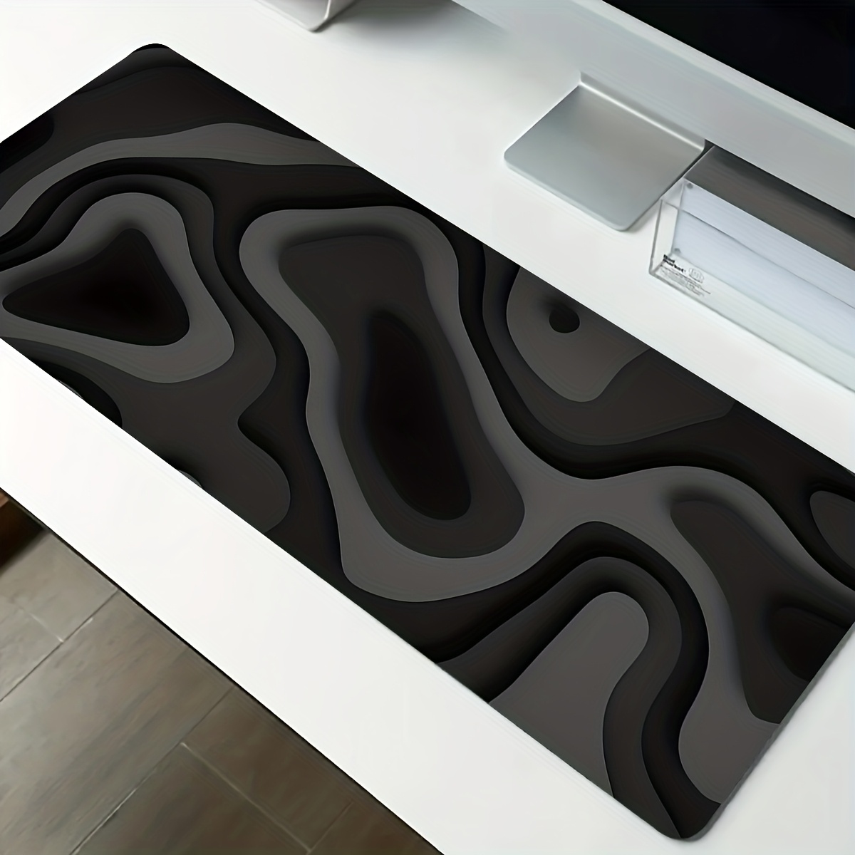 Office Desk Tech Accessories - Mouse Pad Grande com Design em
